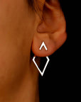 Camilla™ | Boucles d'Oreilles Géométriques : Lignes Nettes et Style Moderne