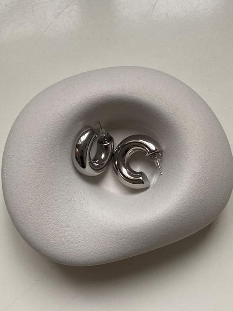 Créoles Audacieuses en Or 14 Carats – Élégance et Style en Un Seul Accessoire