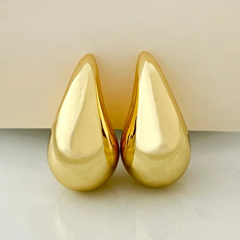 Boucles d&#39;oreilles Hailey – Élégance intemporelle avec finition en or 14 carats